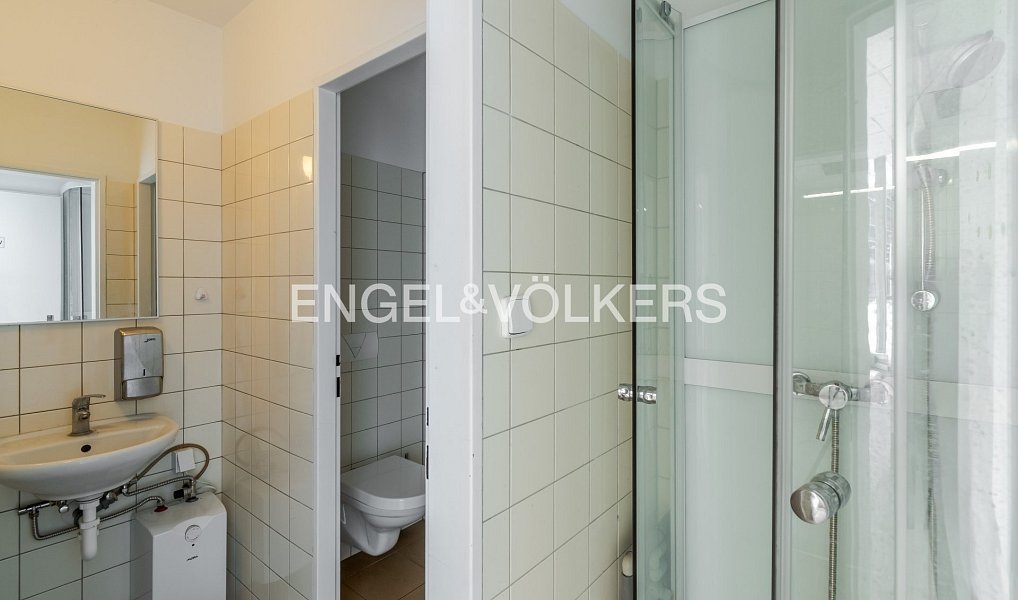 Pronájem obchodních prostor 291 m², Praha – náhled fotky 9