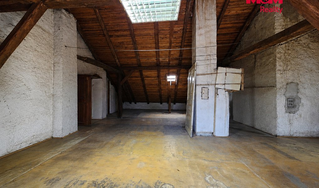 Prodej domu 205 m² s pozemkem 788 m², Hranice – náhled fotky 27