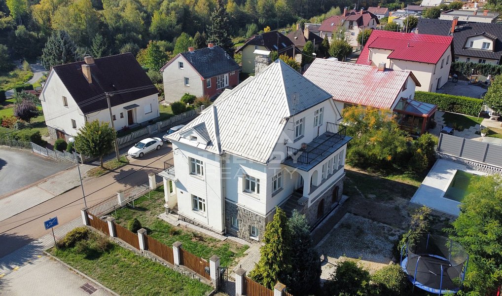 Prodej domu 306 m² s pozemkem 634 m², Plzeň – náhled fotky 28