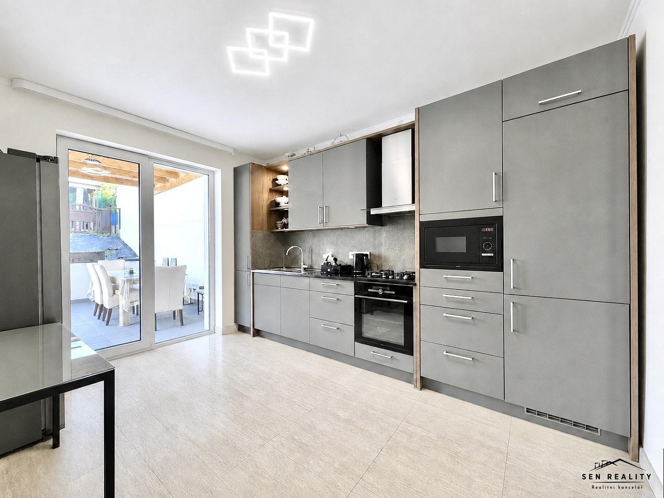 Prodej domu 153 m² s pozemkem 548 m² — photo 3