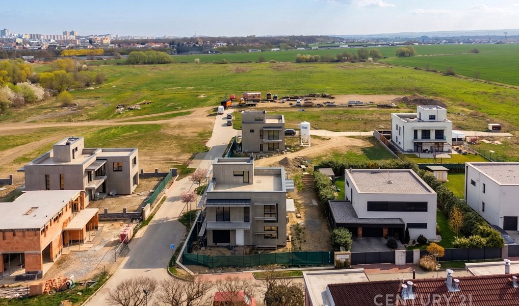 Prodej stavebního pozemku 608 m², Praha – náhled fotky 3