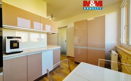 Prodej bytu 3+1 63 m², Zárečná, Tachov