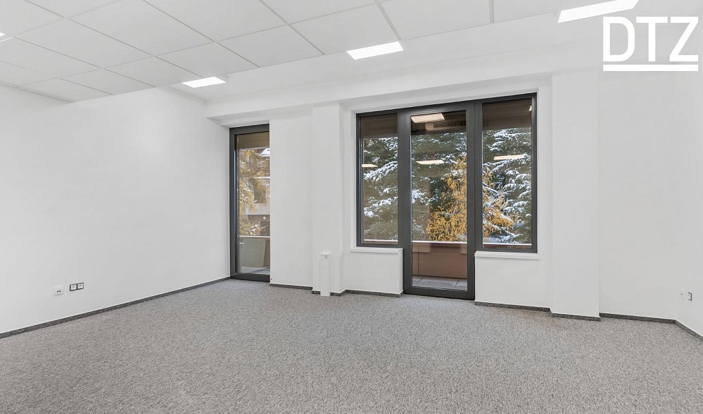 Pronájem kanceláře 277 m², Liberec – náhled fotky 10