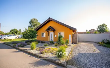 Prodej domu 105 m² s pozemkem 143 m², Šaratice, okres Vyškov