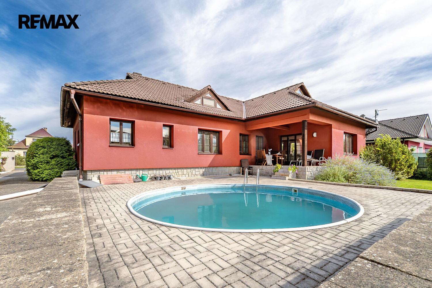 Prodej domu 200 m² s pozemkem 1 400 m² – fotografie 2