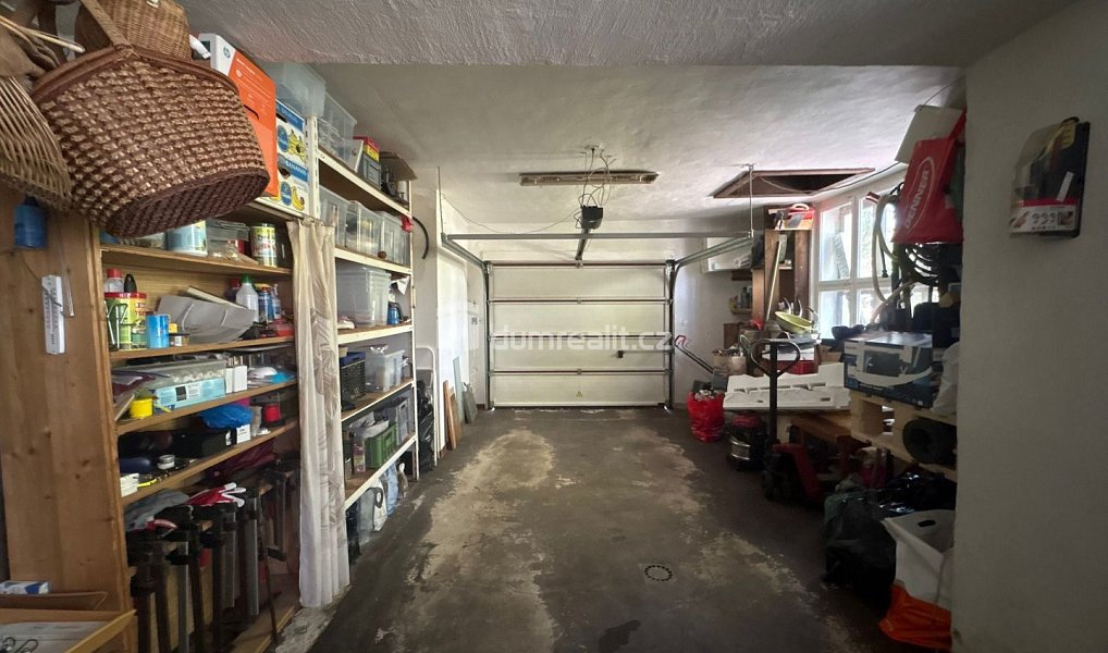 Prodej domu 390 m² s pozemkem 1 315 m², Bor – náhled fotky 33