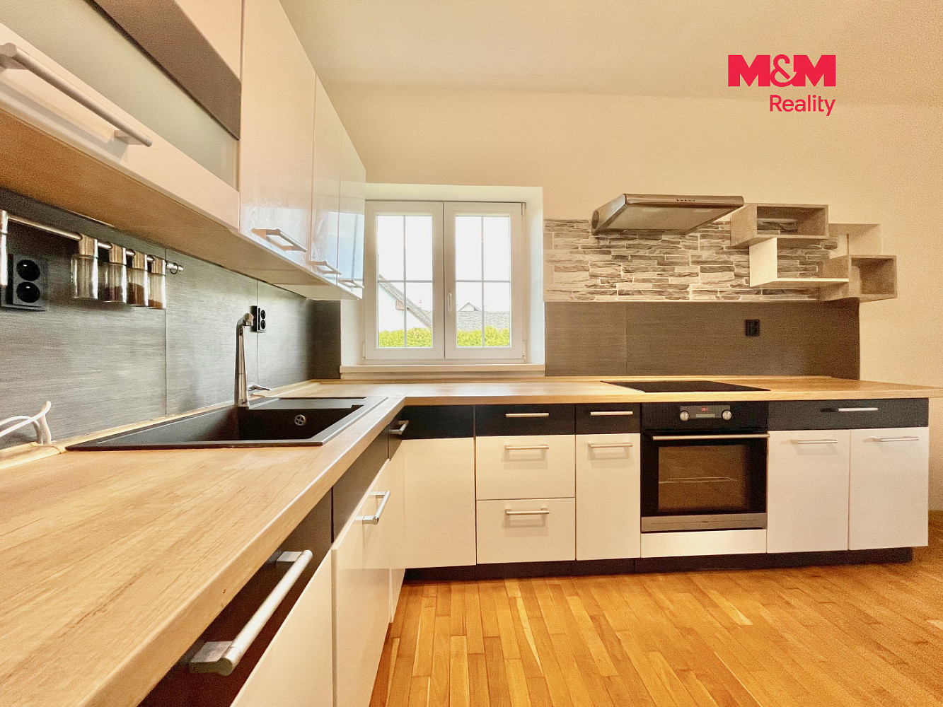 Prodej domu 199 m² s pozemkem 1 376 m² – fotografie 5