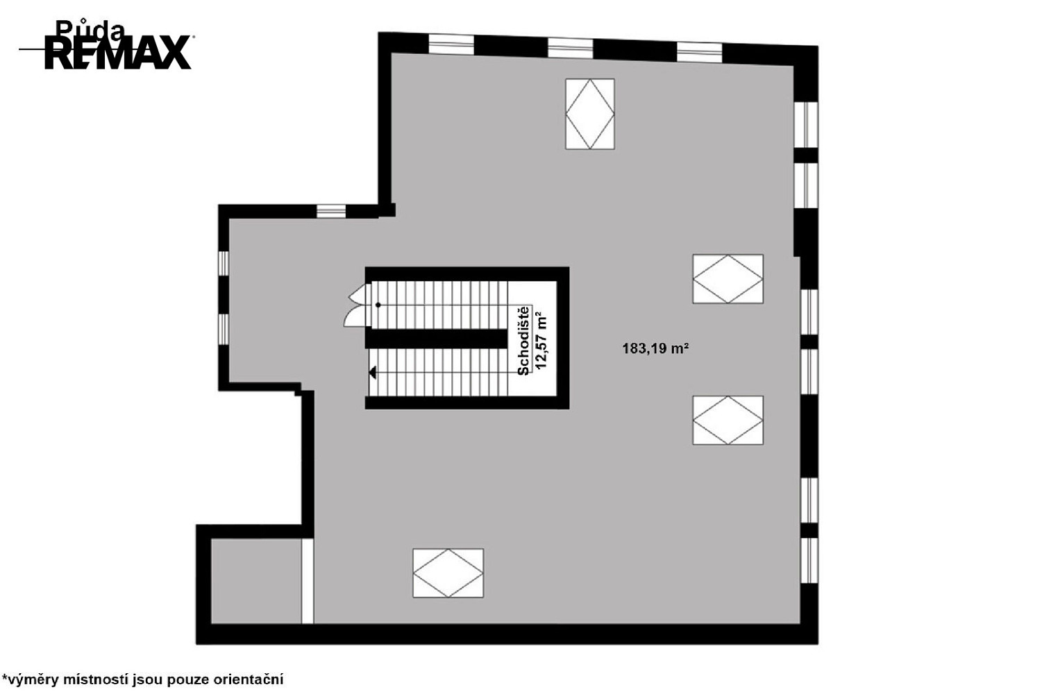 Pronájem obchodních prostor 285 m² – fotografie 4