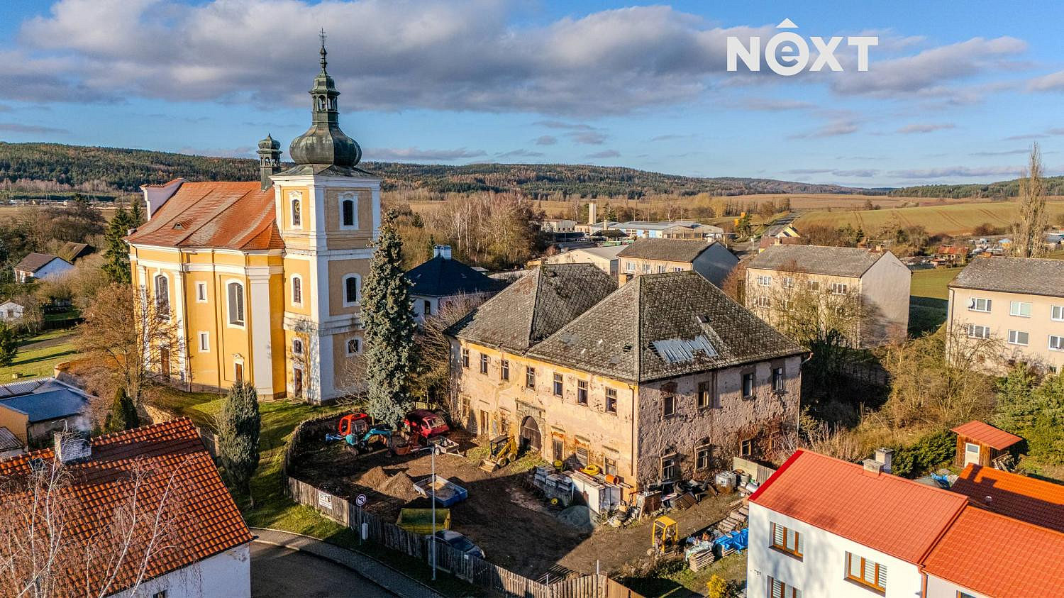 Prodej domu 800 m² s pozemkem 1 753 m² — photo 2