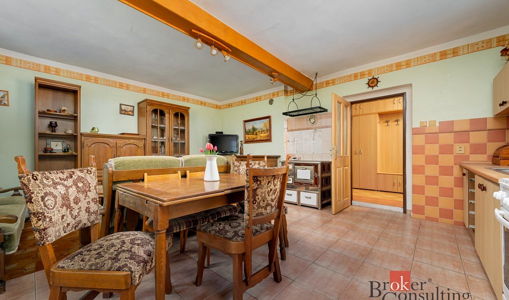 Prodej domu 165 m² s pozemkem 1 016 m², Boseň – náhled fotky 3