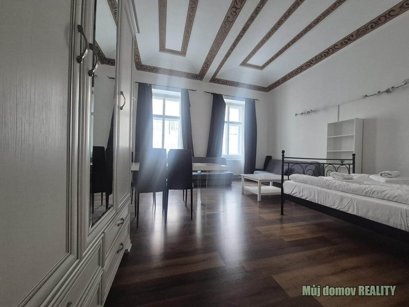 Pronájem bytu 1+kk 44 m²