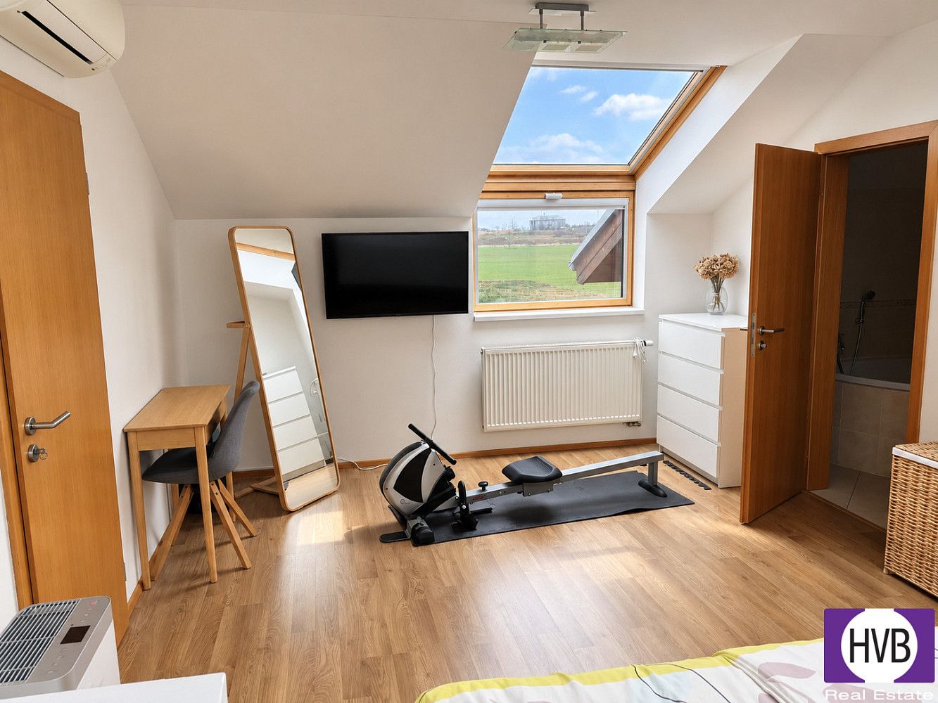 Pronájem domu 190 m² s pozemkem 500 m² – fotografie 4