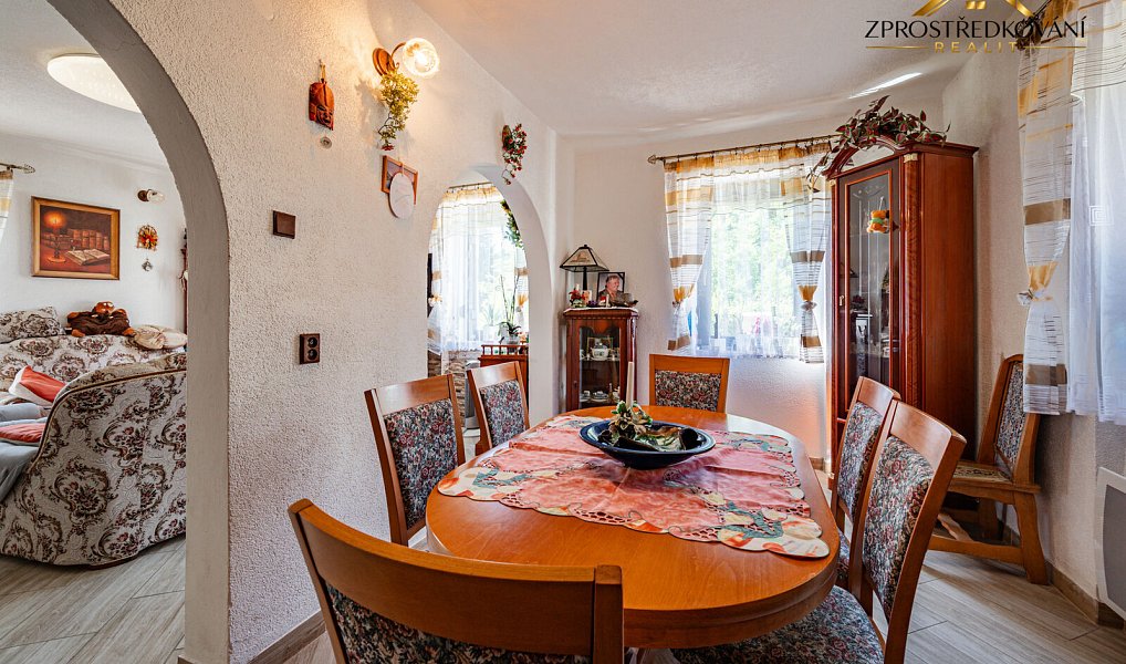 Prodej domu 258 m² s pozemkem 2 807 m², Teplá – náhled fotky 9