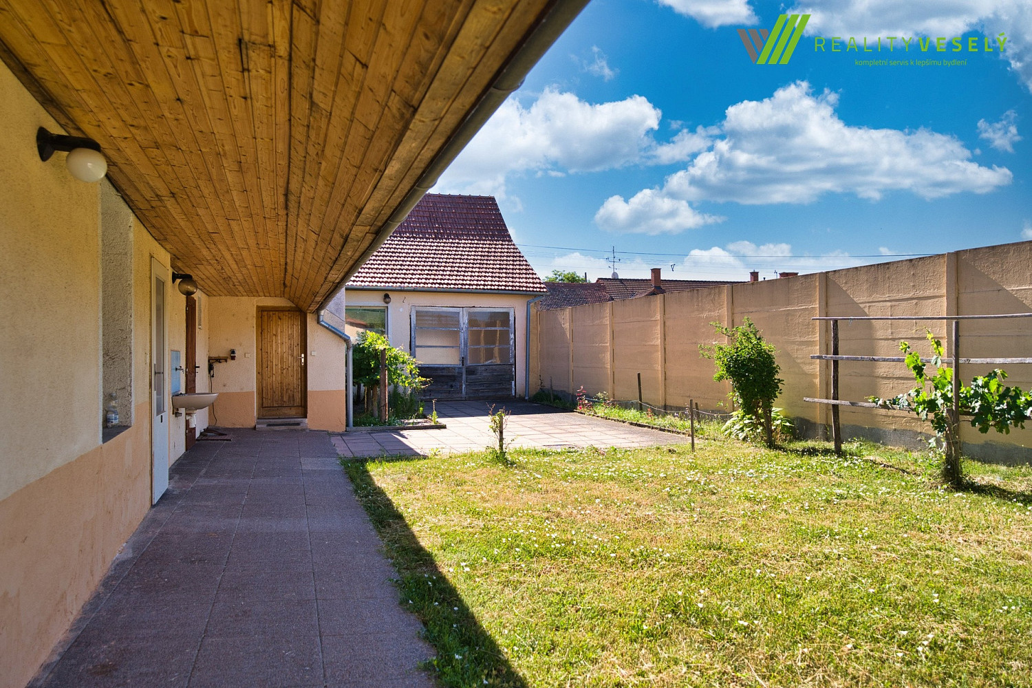 Prodej domu 150 m² s pozemkem 1 049 m² — photo 3