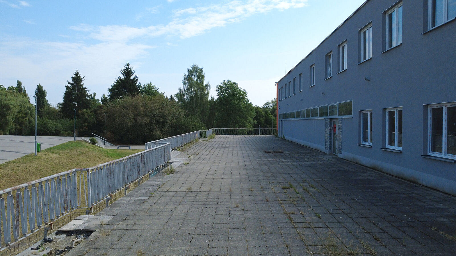 Pronájem obchodních prostor 260 m² – fotografie 3