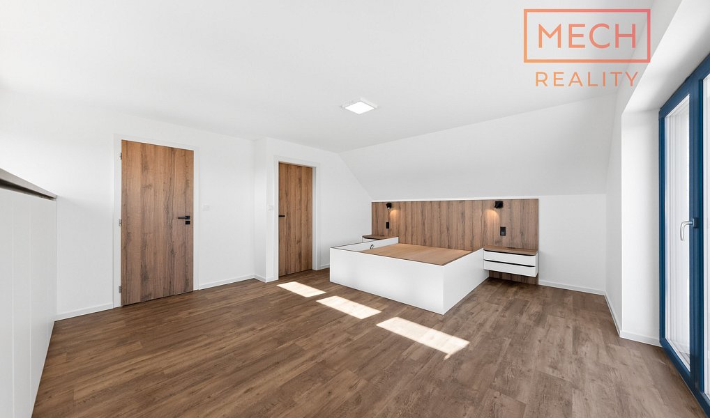 Prodej domu 100 m² s pozemkem 564 m², Znojmo – náhled fotky 18