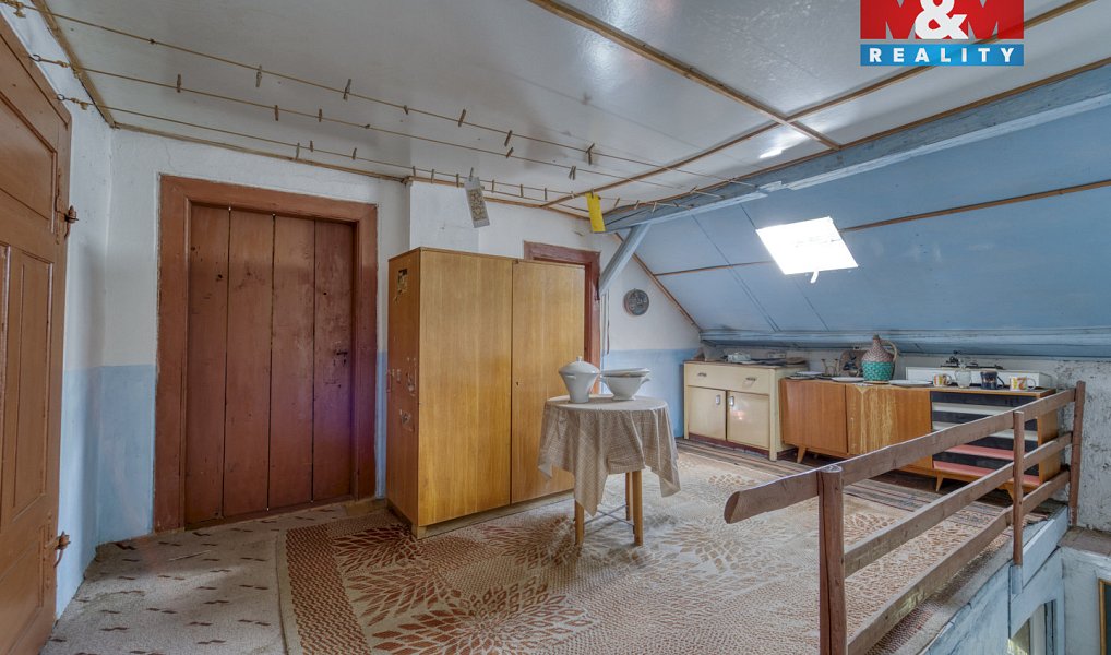 Prodej domu 215 m² s pozemkem 2 023 m², Toužim – náhled fotky 15