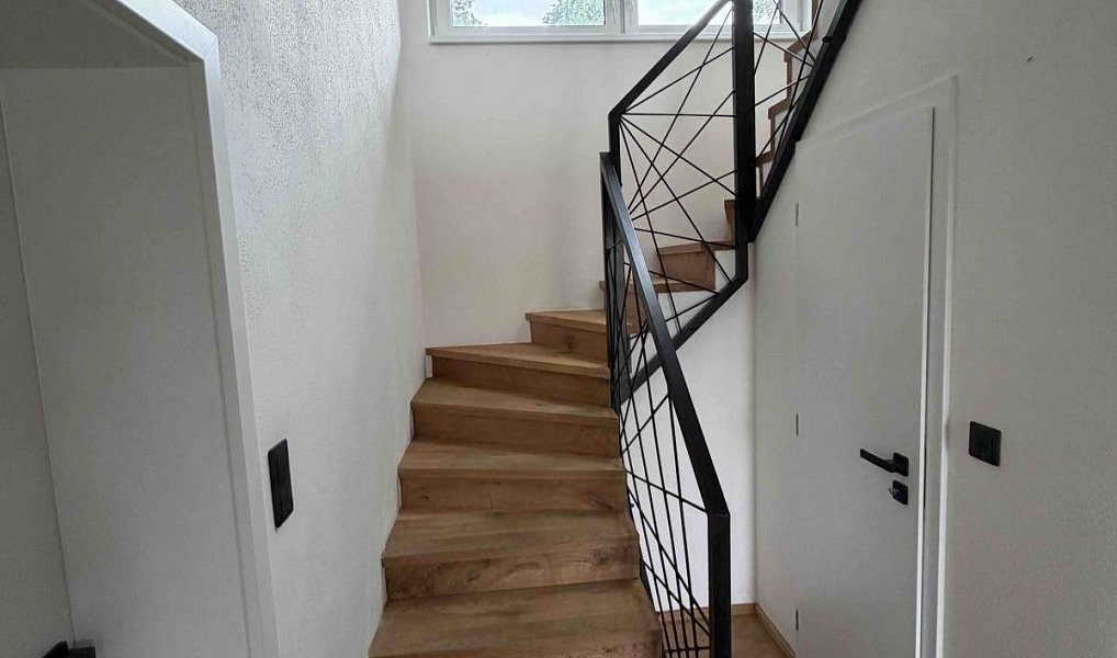 Prodej domu 180 m² s pozemkem 380 m², Kvíčovice – náhled fotky 19