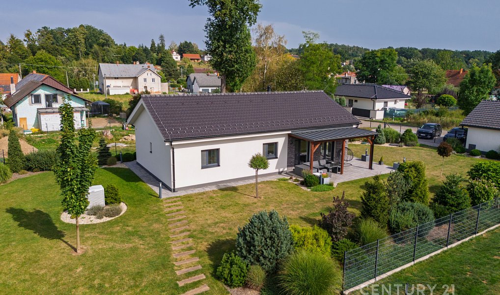 Prodej domu 107 m² s pozemkem 2 233 m², Sedlnice – náhled fotky 2