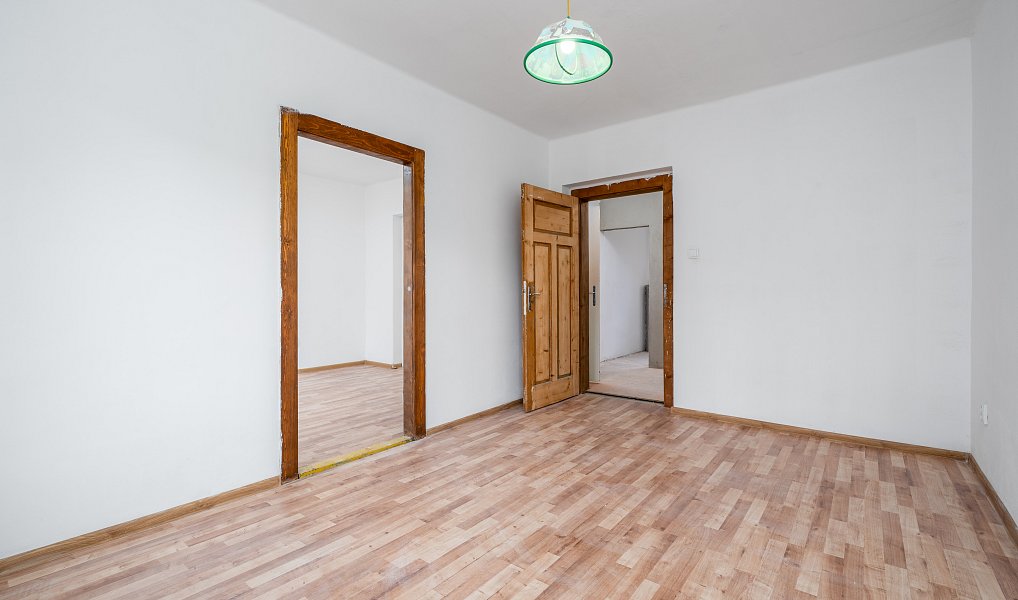 Prodej domu 150 m² s pozemkem 100 m², Trmice – náhled fotky 10