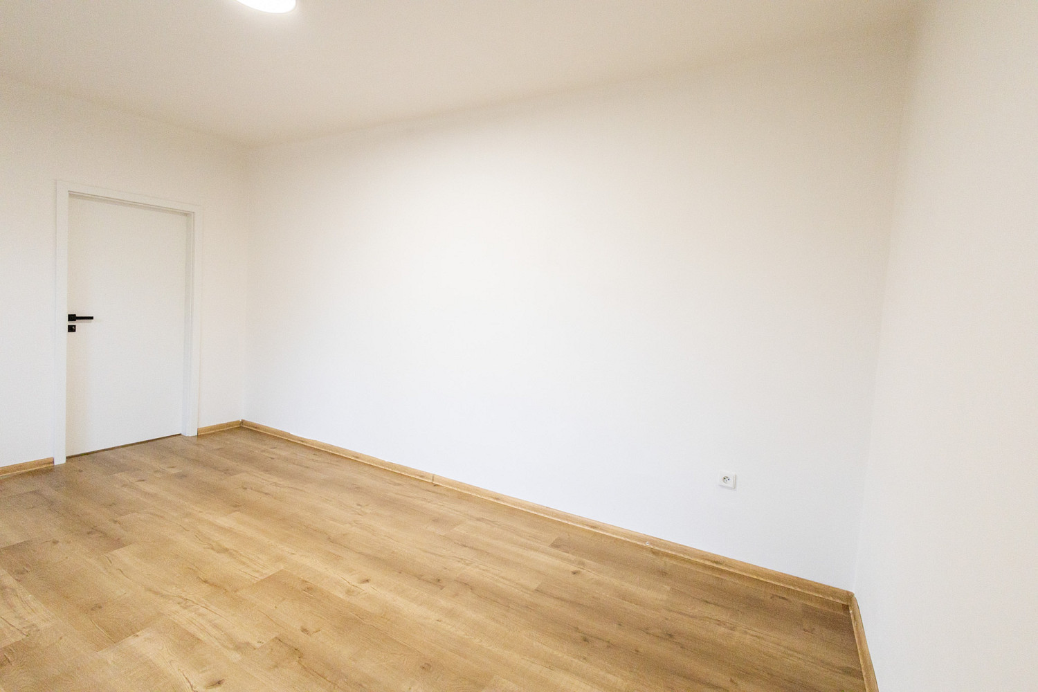 Pronájem bytu 2+1 52 m² — photo 3