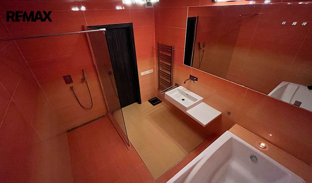 Prodej bytu 4+kk 119 m², Pelhřimov – náhled fotky 15