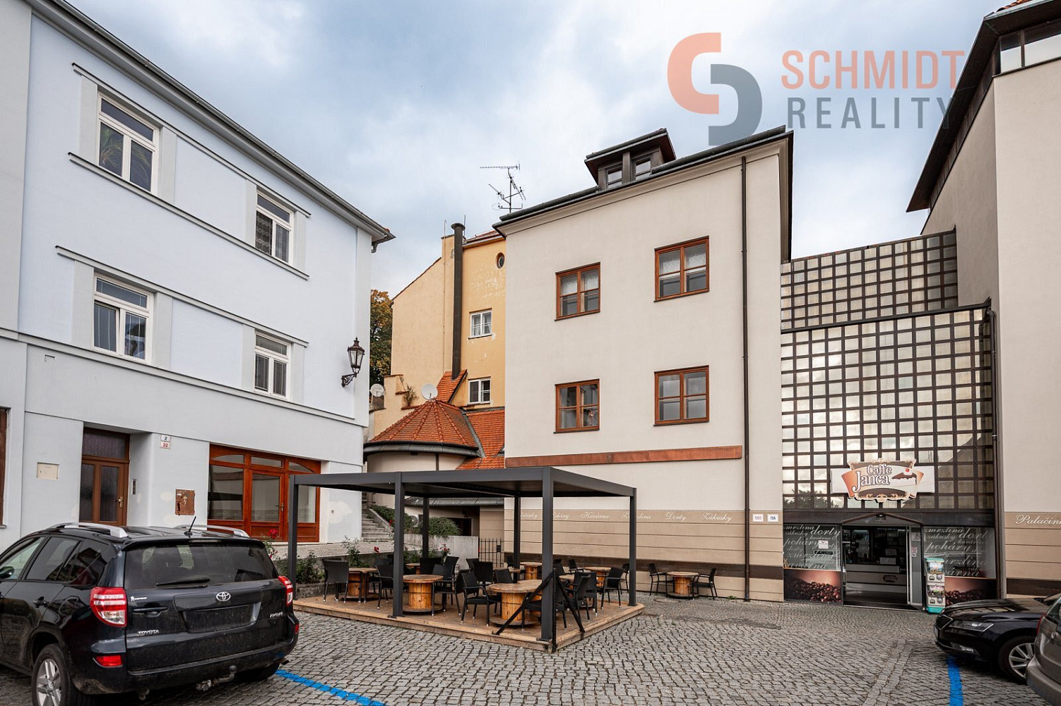 Pronájem kanceláře 19 m² – pohled 2