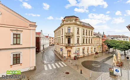 Pronájem obchodních prostor 110 m², Palackého náměstí, Uherské Hradiště