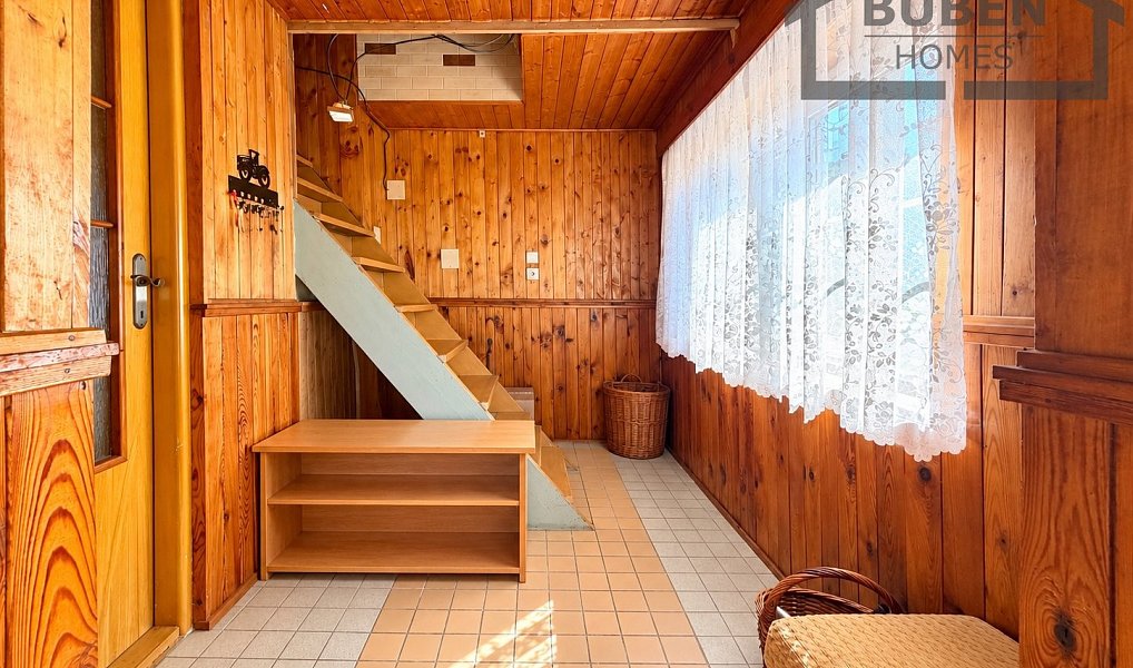 Prodej domu 200 m² s pozemkem 1 939 m², Ošelín – náhled fotky 17