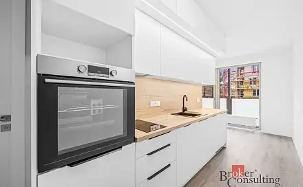 Pronájem bytu 1+kk 30 m²