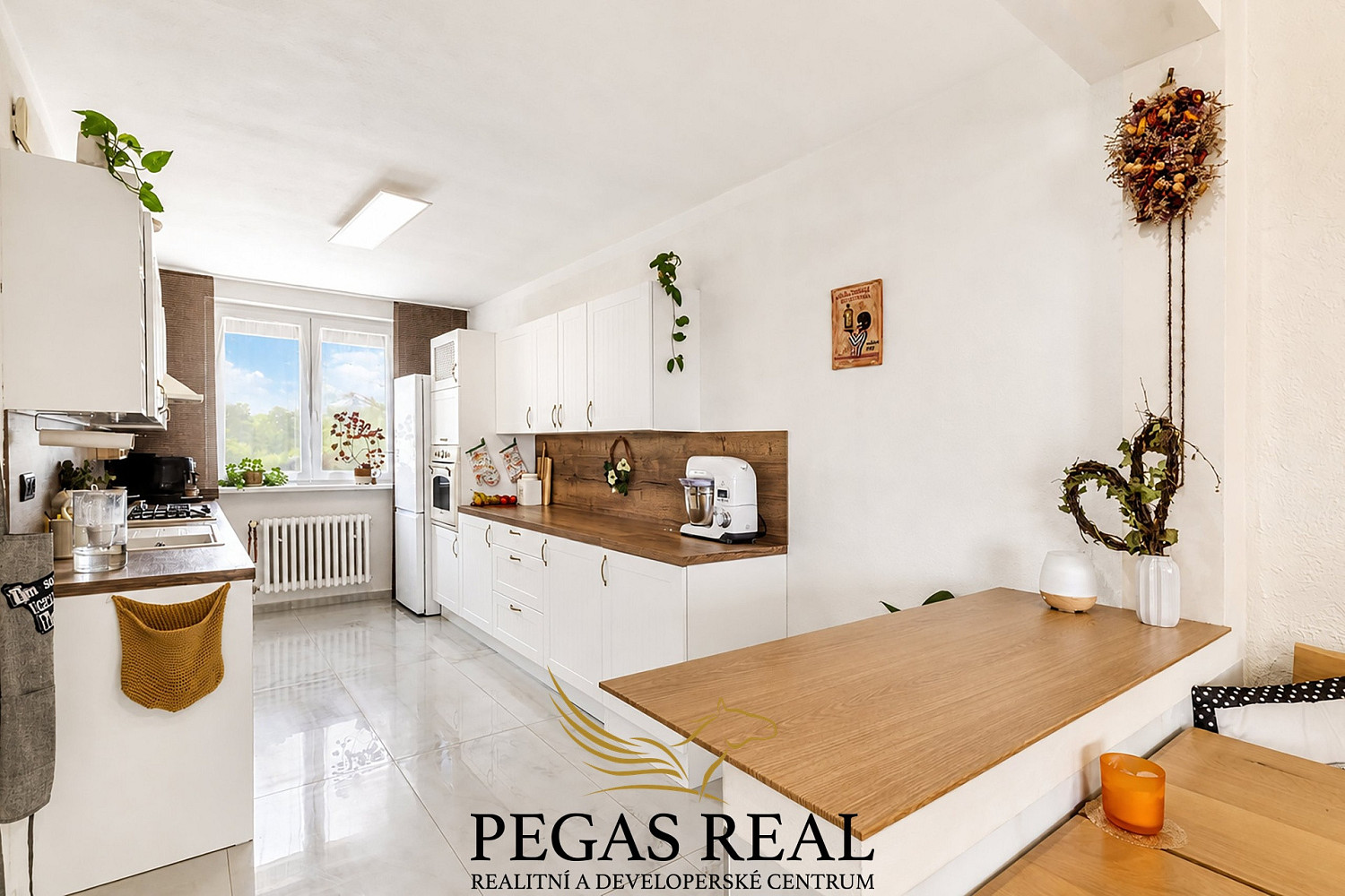 Prodej domu 166 m² s pozemkem 289 m² – pohled 3