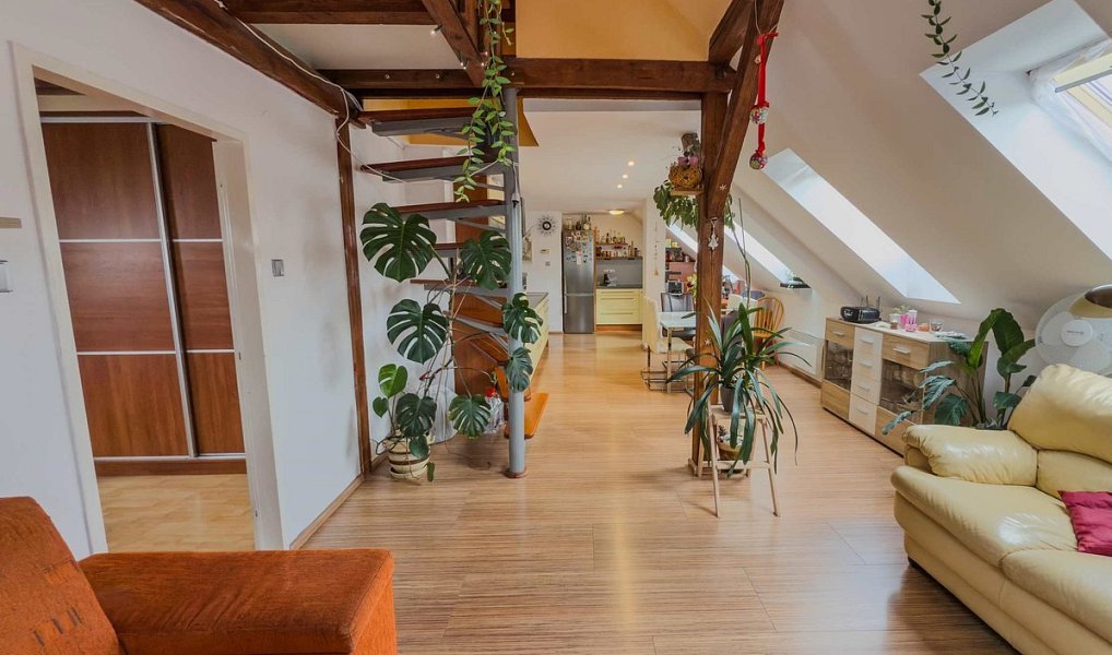 Prodej bytu 4+kk 145 m², Jihlava – náhled fotky 3
