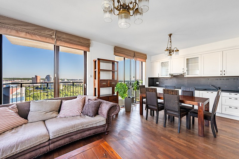 Pronájem bytu 4+kk 104 m² – fotografie 4
