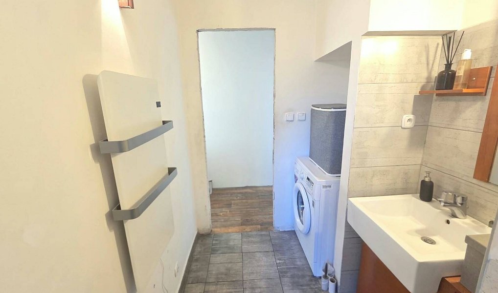 Prodej bytu 2+1 41 m², Beroun – náhled fotky 8