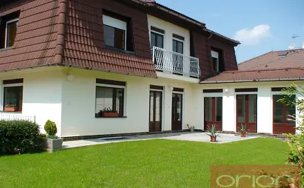 Pronájem domu 365 m² s pozemkem 539 m², V březinkách, Praha 6 - Nebušice