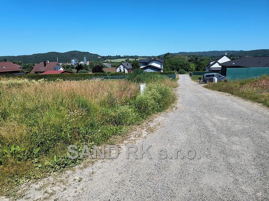 Prodej stavebního pozemku 1 414 m² – fotografie 2