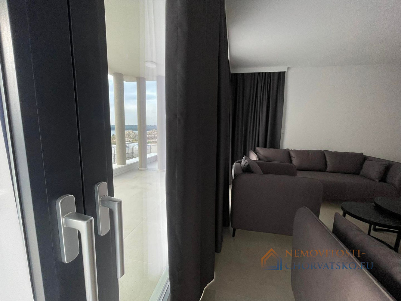 Prodej bytu 6+kk 140 m² - Widok 4