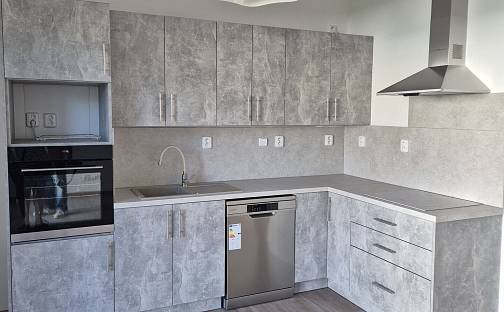 Pronájem bytu 1+kk 39 m², Osvobození, Stochov, okres Kladno