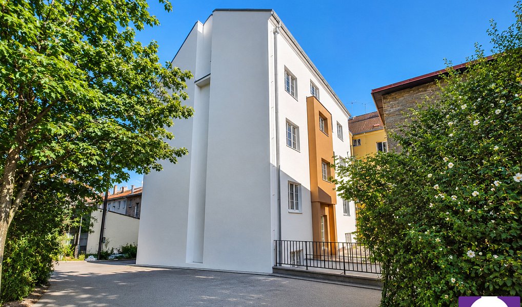 Prodej bytu 1+kk 11 m², Praha – náhled fotky 2