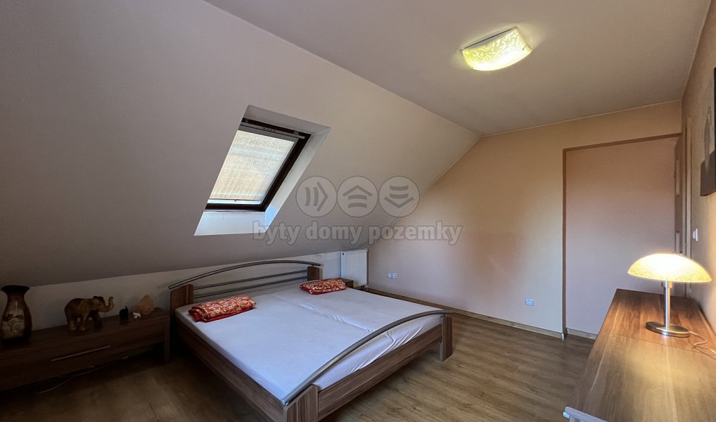Prodej domu 235 m² s pozemkem 1 782 m², Orlová – náhled fotky 18