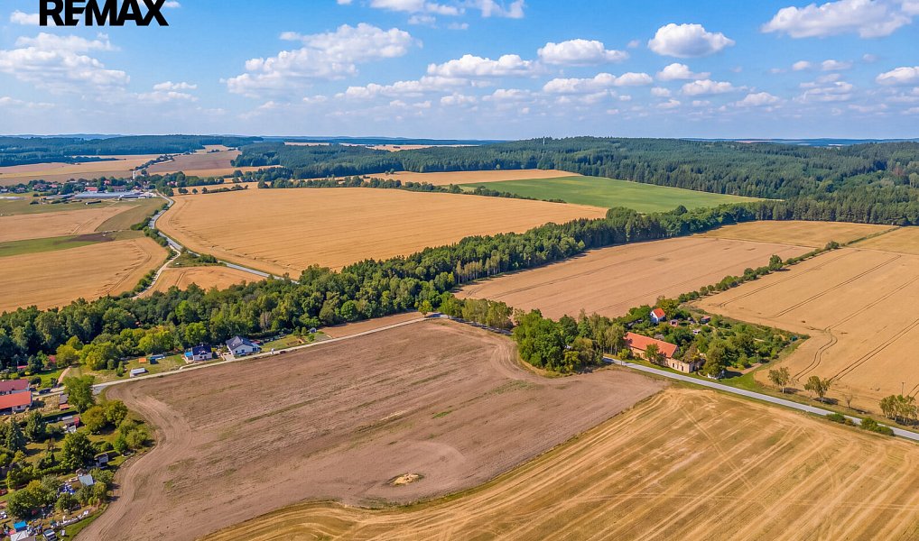 Prodej stavebního pozemku 4 011 m², Chrášťany – náhled fotky 10