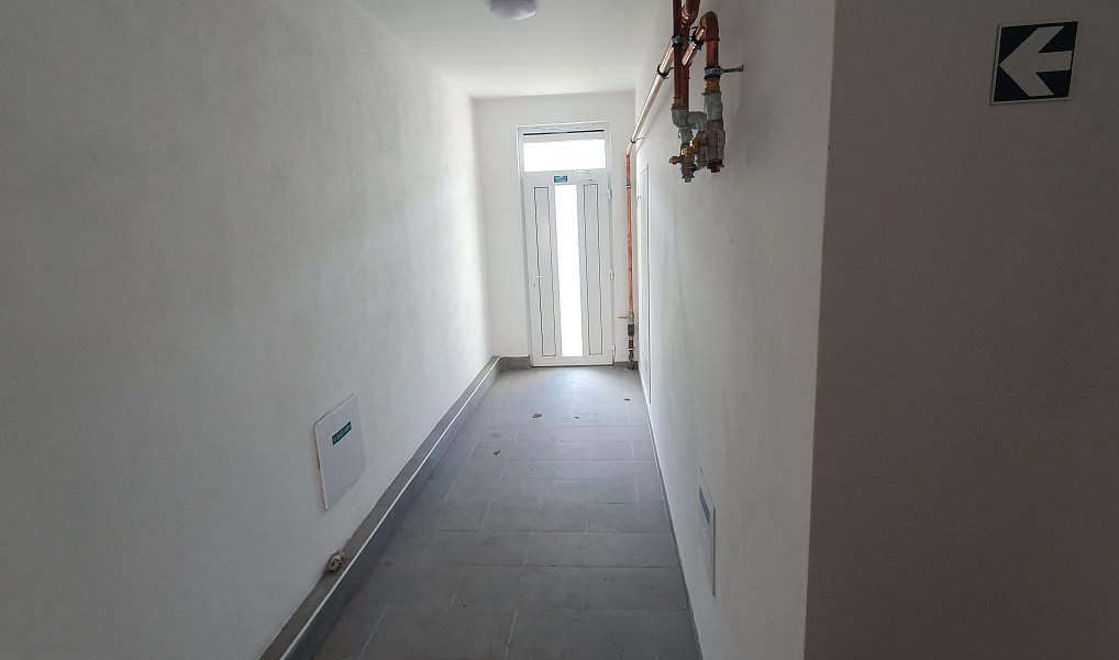 Pronájem bytu 2+1 74 m², Košťany – náhled fotky 17