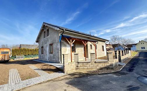 Prodej domu 190 m² s pozemkem 718 m², Horní hájek, Dolní Beřkovice, okres Mělník