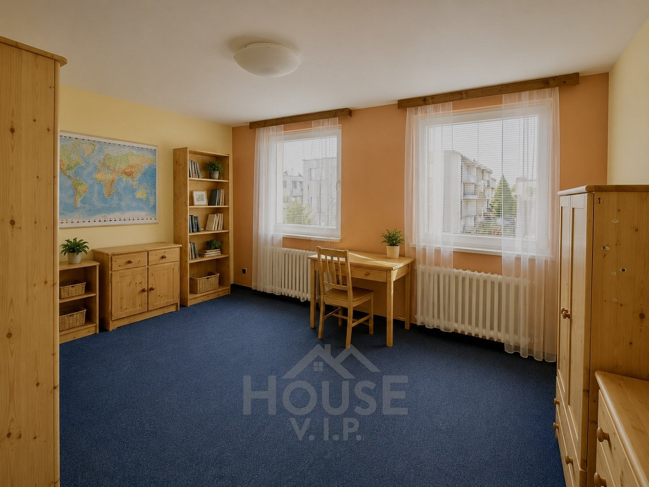 House in Praha, Čimice – další
