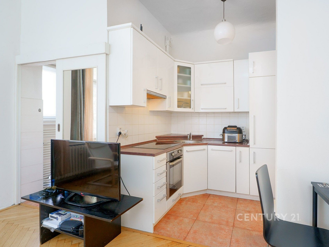 Prodej bytu 1+kk 28 m² – fotografie 4