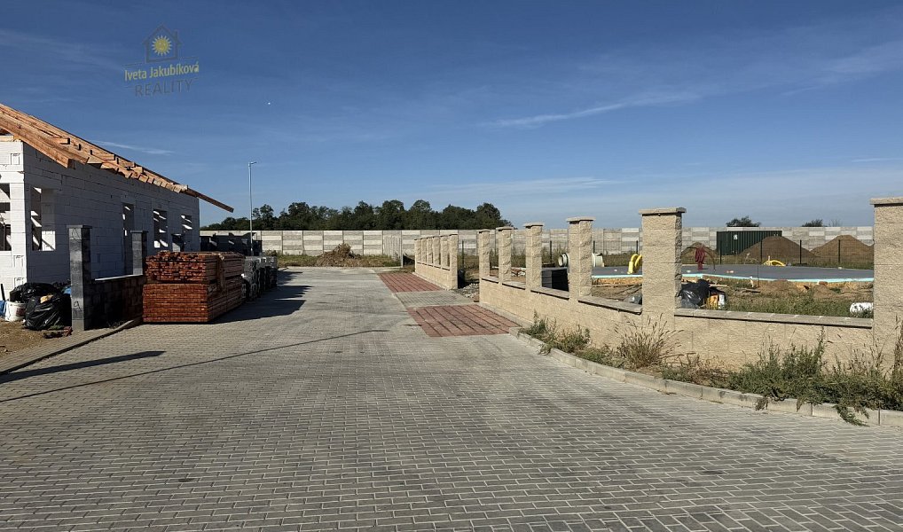 Prodej stavebního pozemku 1 153 m², Hořín – náhled fotky 14