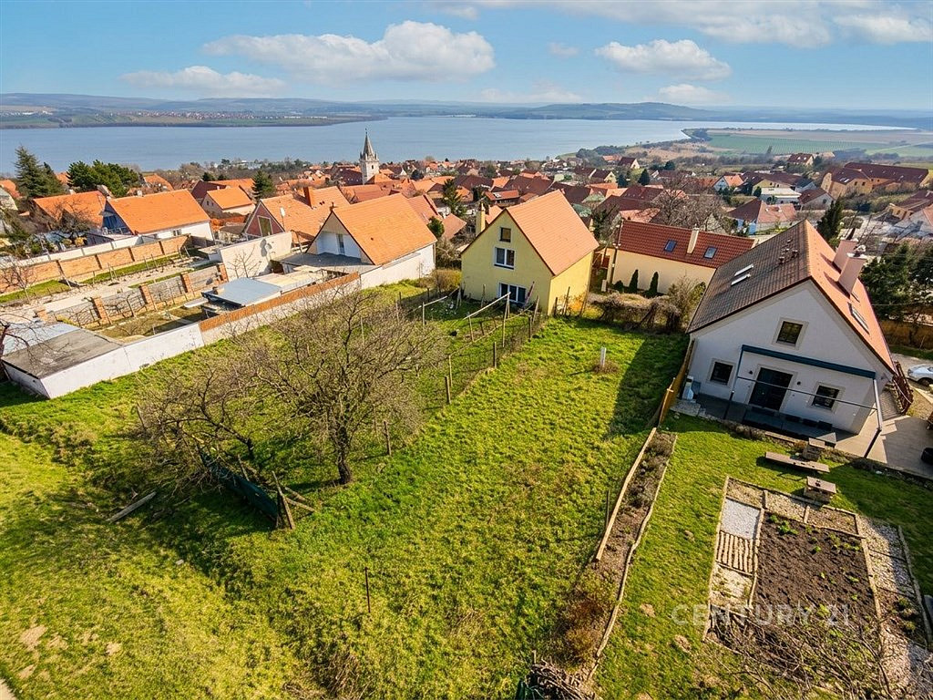Prodej stavebního pozemku 323 m² — photo 3