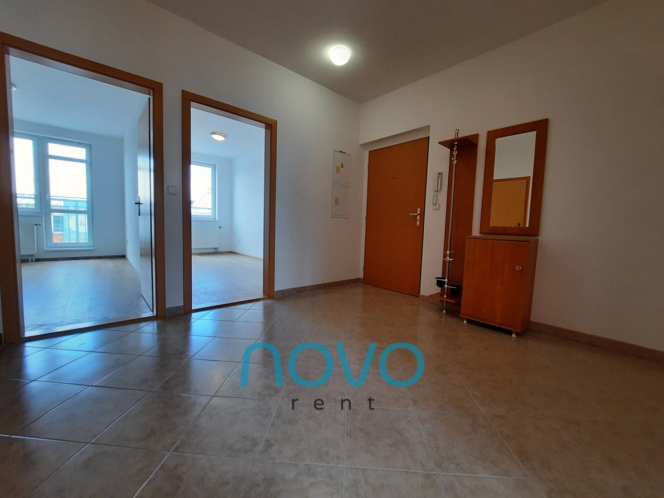 Pronájem bytu 3+kk 73 m² – fotografie 3
