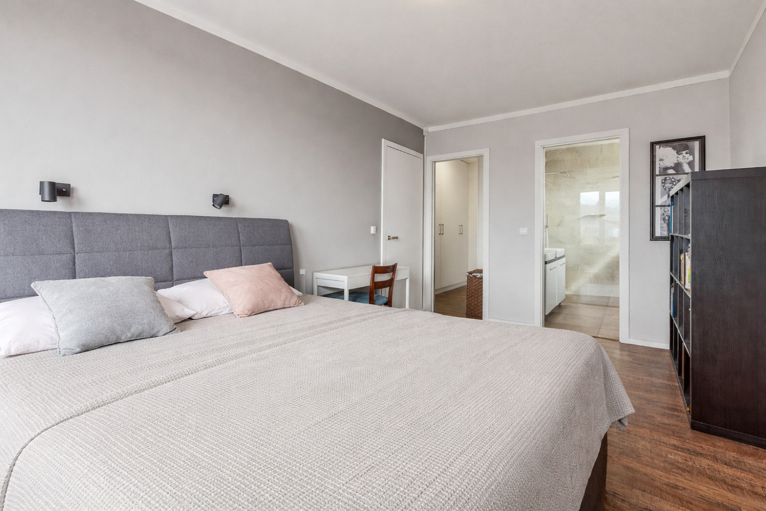 Prodej domu 242 m² s pozemkem 783 m² – pohled 3