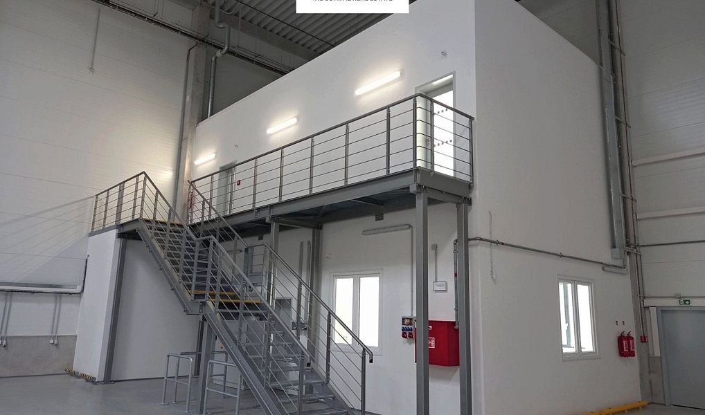 Pronájem skladovacích prostor 660 m², Jičín – náhled fotky 8